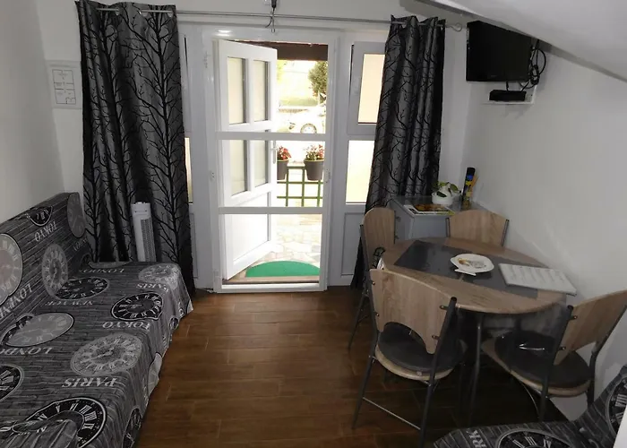 Tognon Lägenhet Pula