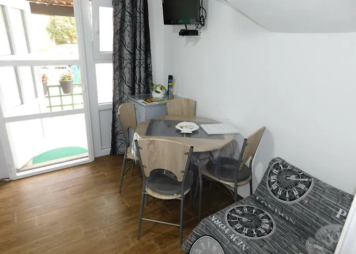 Tognon Lägenhet Pula